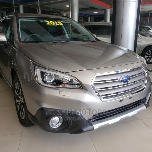 Subaru Outback 2015 Gold