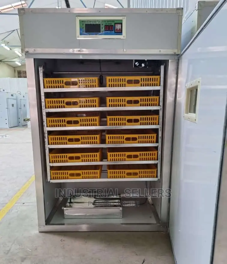 Cost Friendly 526 Egg Incubator Full Hatchery
