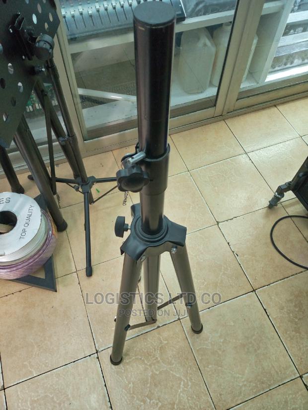 Speaker Stand