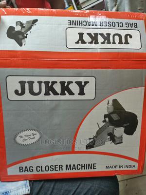 Bag Closer Sewing Machine - main view