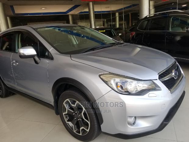 Subaru XV 2014 Silver - thumbnail 2