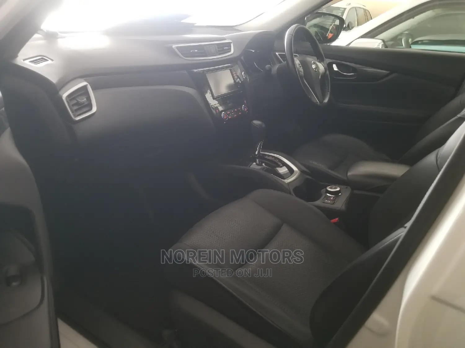 Nissan X-Trail 2014 SV Premium White