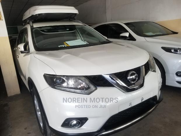 Nissan X-Trail 2014 SV Premium White