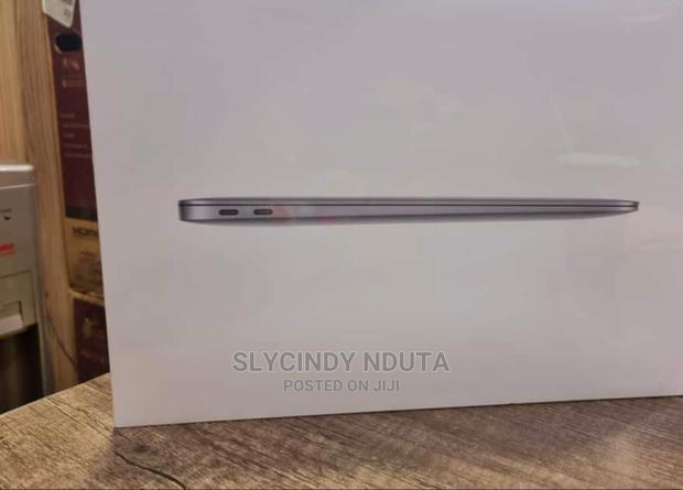 New Laptop Apple MacBook Air 8GB Apple M1 SSD 256GB - thumbnail 3