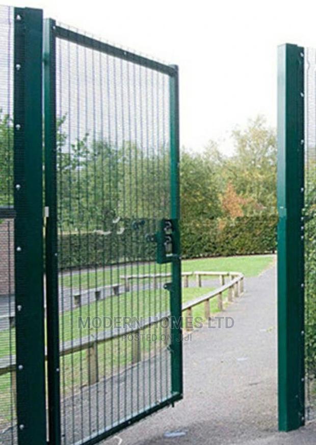 Modern Anti-Climb Mesh Gates - main view