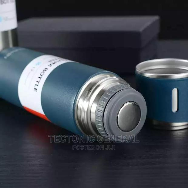 500ml Vacuum Flask With Cups Black, Silver, Grey,Blue, Green - thumbnail 6
