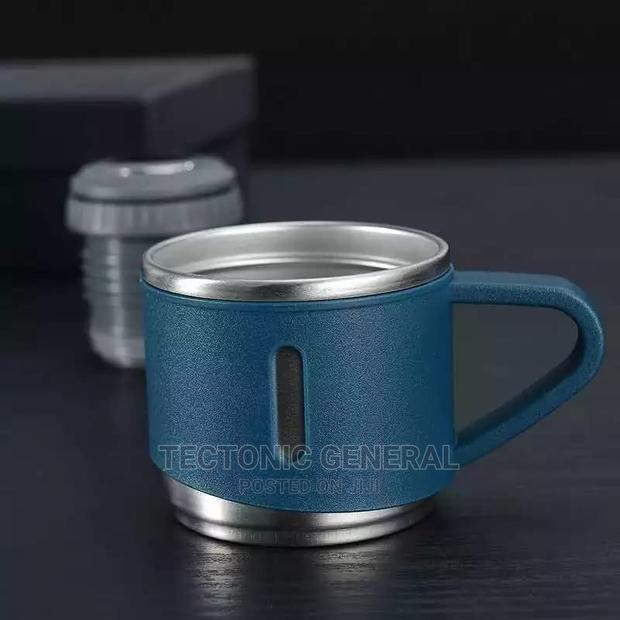 500ml Vacuum Flask With Cups Black, Silver, Grey,Blue, Green - thumbnail 9