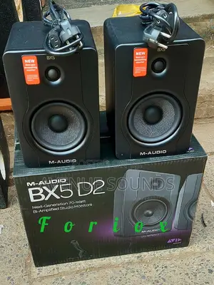 Bx5 D2 Studio Monitors