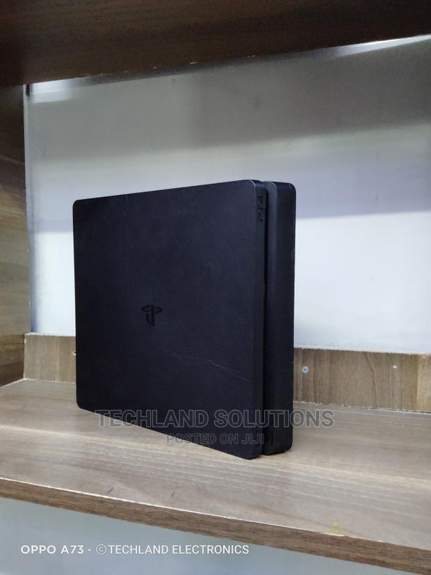 SONY Ps4 Slim - main view