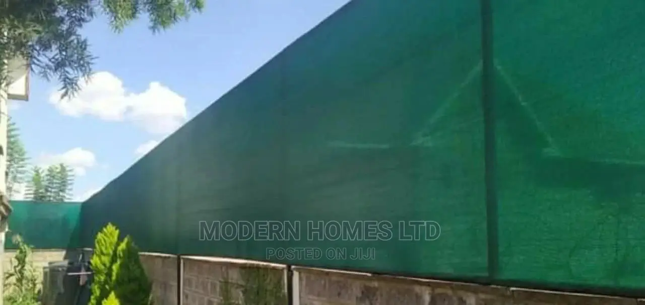 Jungle Green Wall Top Privacy Shade Screen Fence