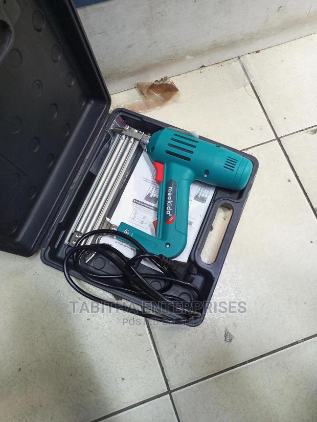 Electric Nail Gun - thumbnail 3