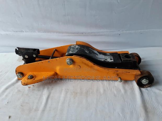 Trolley Jack - 2 to 3 Tons Hydraulic Lifting Garage - Ex-Uk - thumbnail 6