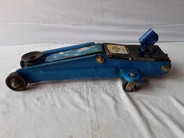 Trolley Jack - 2 to 3 Tons Hydraulic Lifting Garage - Ex-Uk - thumbnail 12