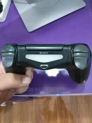 EX UK Play Station 4 Slim, Perfect
