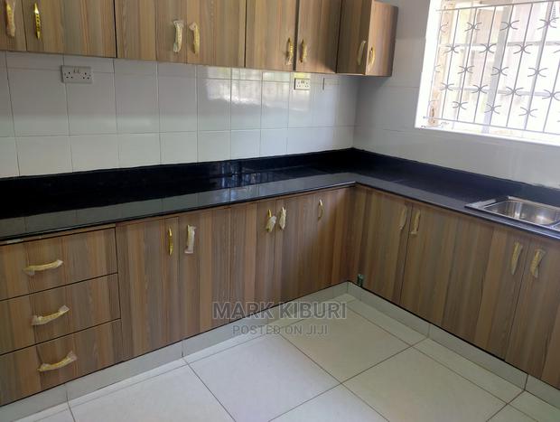 Black-Granite-Countertops. - thumbnail 3