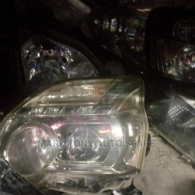 Extrail 2010 Headlight Zenon