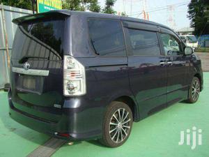 Noah / Voxy 7 Seater Cars for Hire