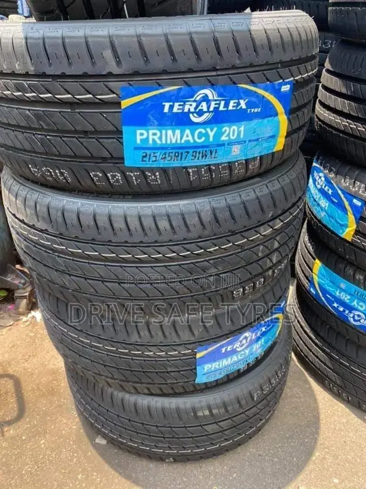 215/45 R17 Teraflex Tyre Made in China