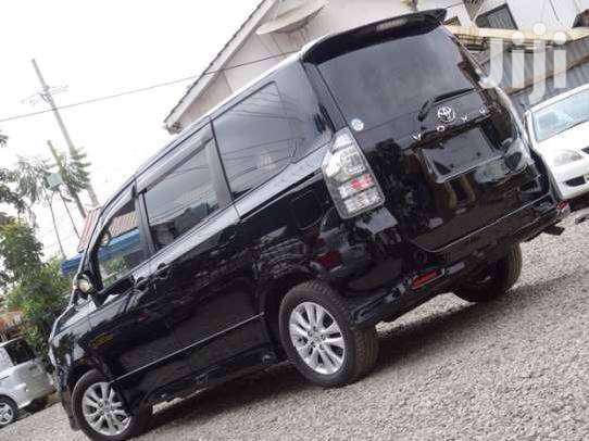 Noah / Voxy 7 Seater Cars for Hire