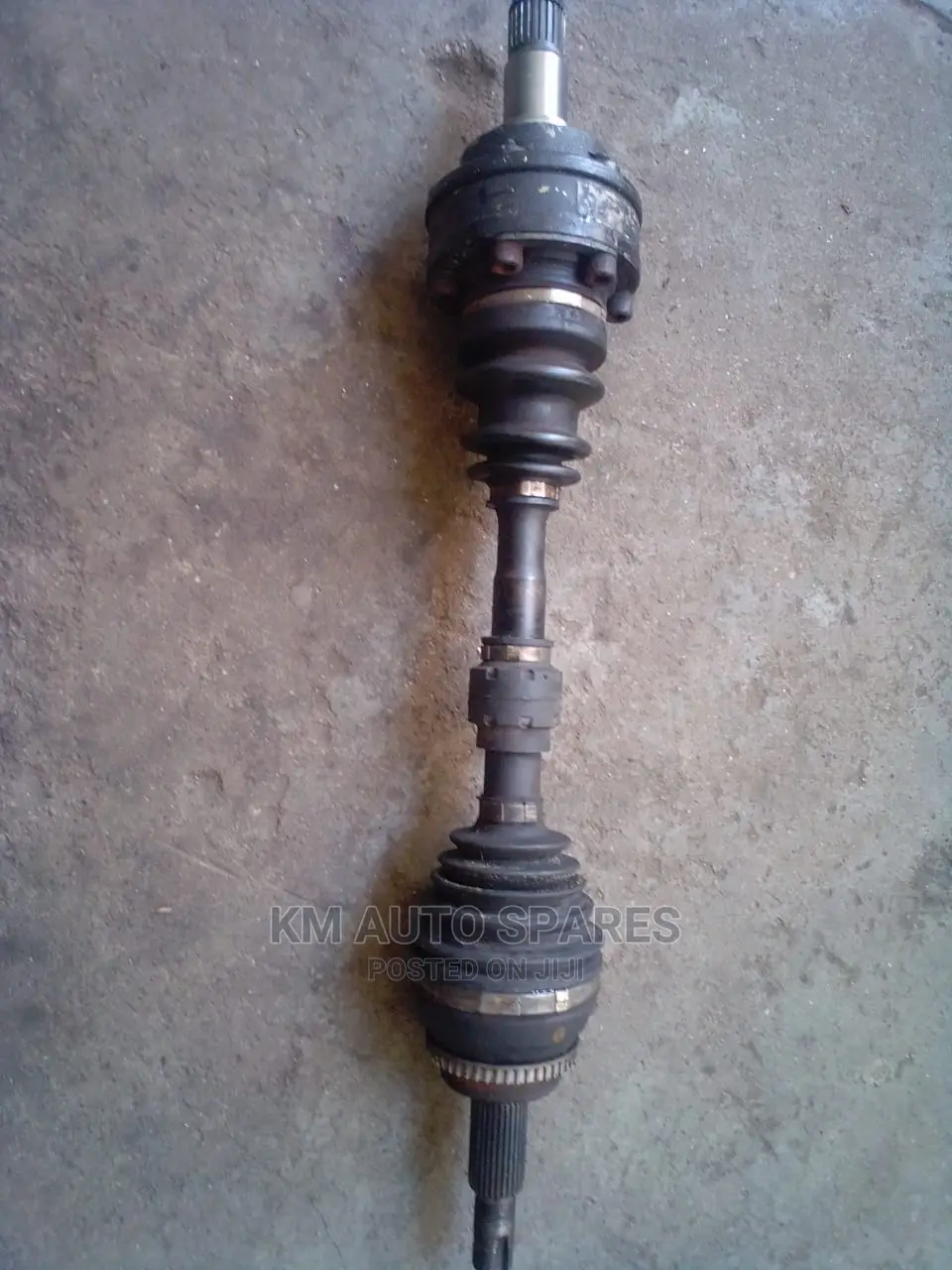 Toyota Kluger Drive Shaft.