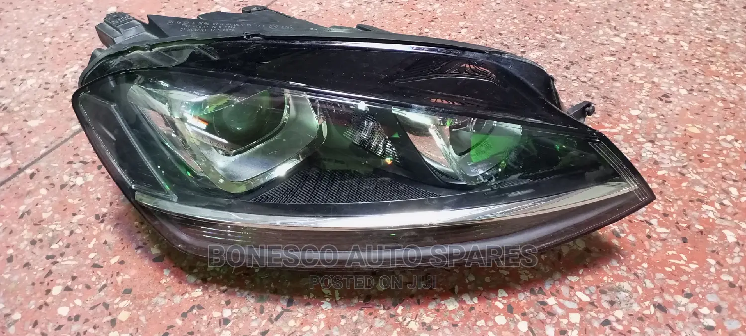 Vw Golf Mk7 Right Xenon Headlight