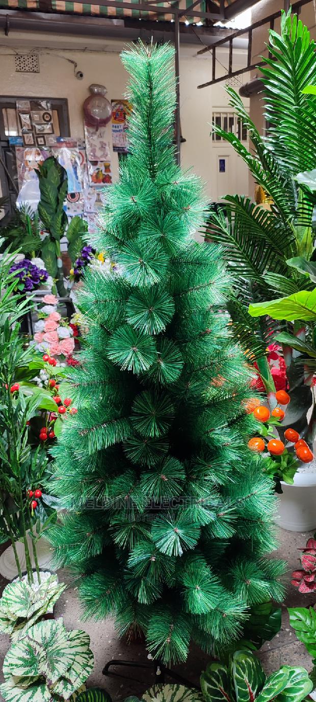 Pine Christmas Tree 2ft - thumbnail 2