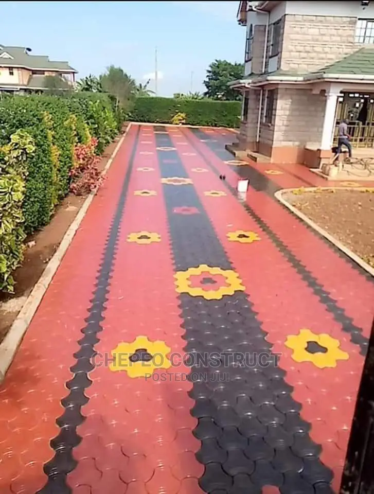 High Quality Colured Cabro / Pavers