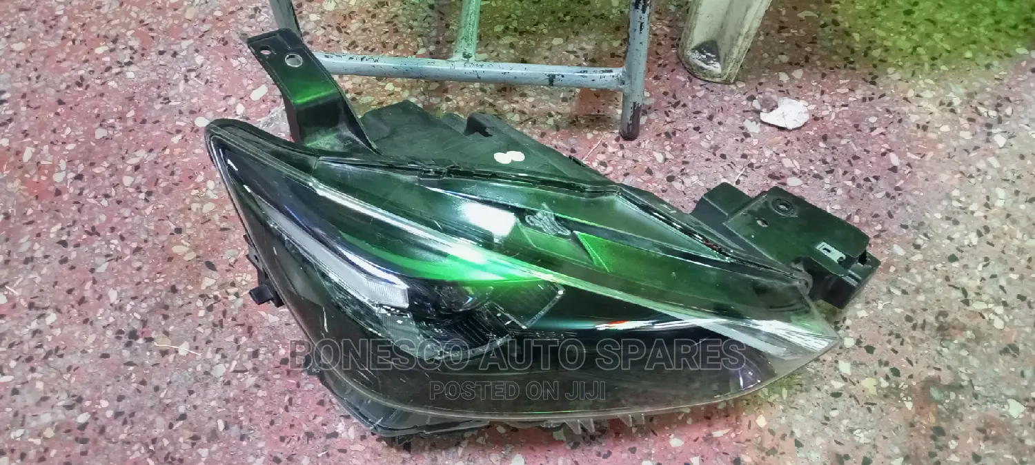 Mazda CX-9 Xenon Headlight (Interior Comp) Assembly