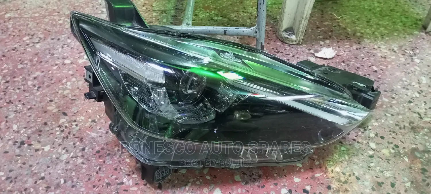 Mazda CX-9 Xenon Headlight (Interior Comp) Assembly