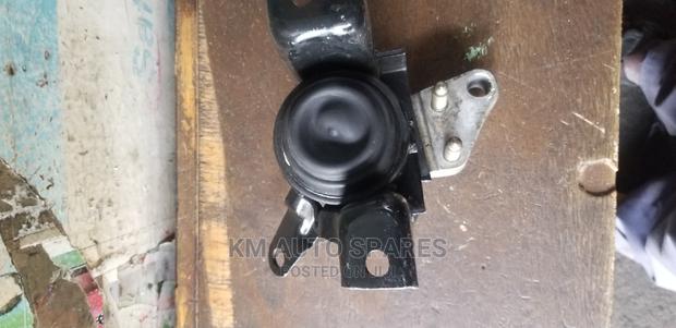 Toyota Wish Engine Mount. - thumbnail 5