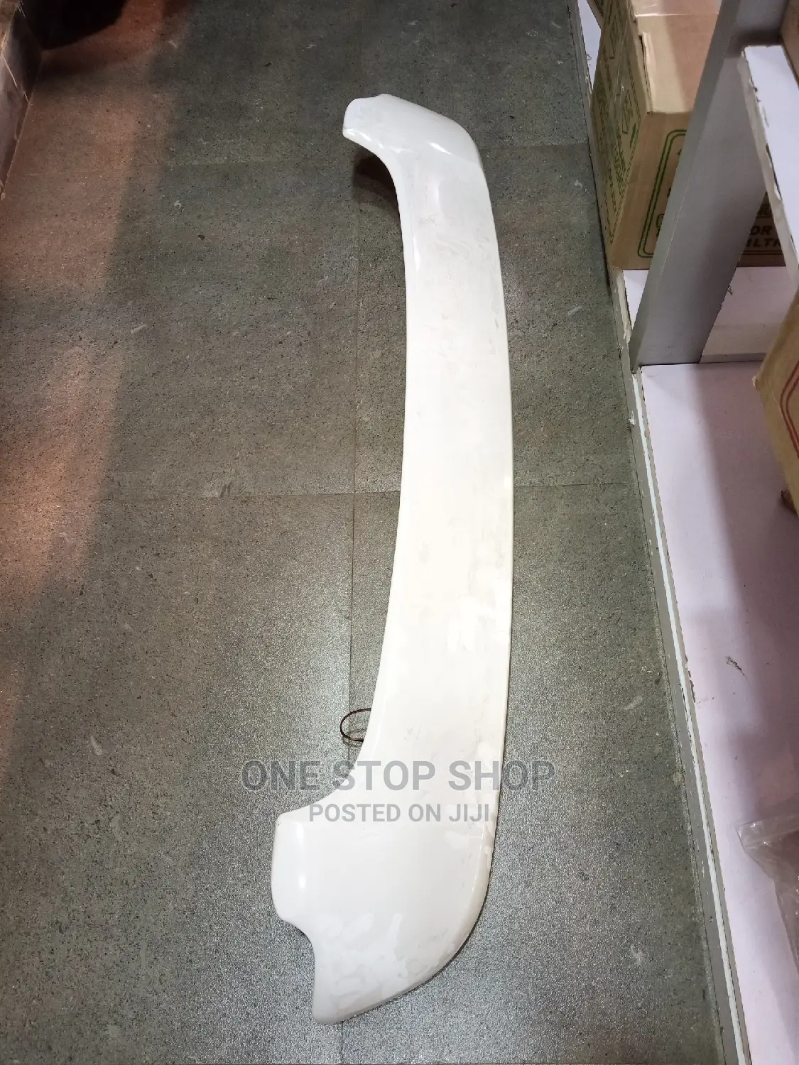 Auto Sculpt Roof Spoiler for Noah/Voxy