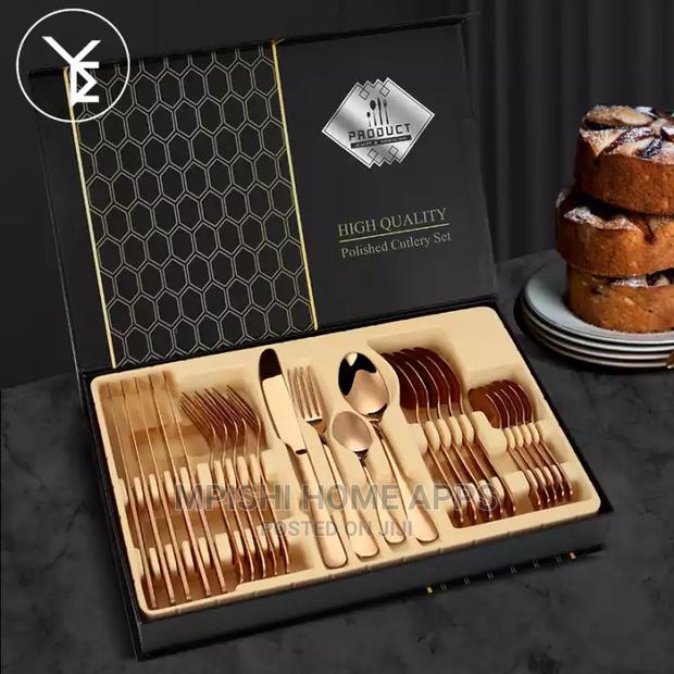 24pcs Golden Cutlery Set