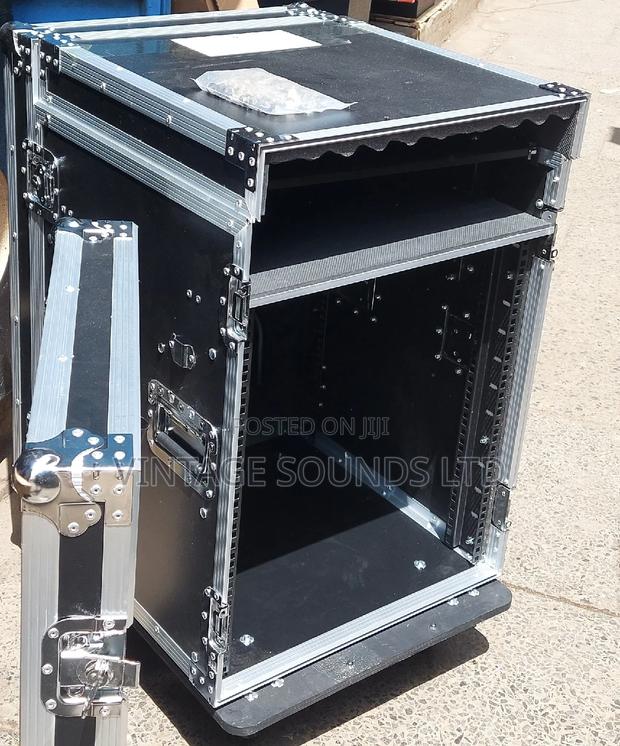 12u Flight Case Amplifier And And Mixer Mounting Rack - main view