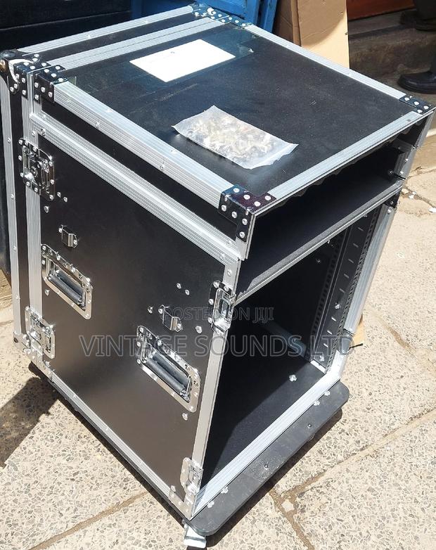 12u Flight Case Amplifier And And Mixer Mounting Rack - thumbnail 3