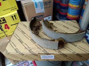 Toyota Hilux Vigo Original Brake Linings 04495-Ok070