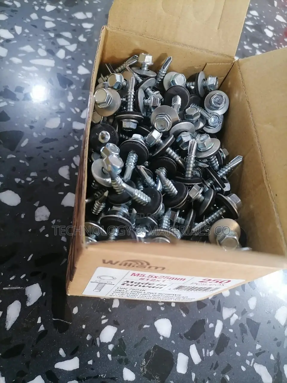 Self-Drilling Greenhouse Screws 25MM