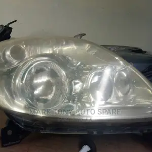 Mazda Verisa Zenon