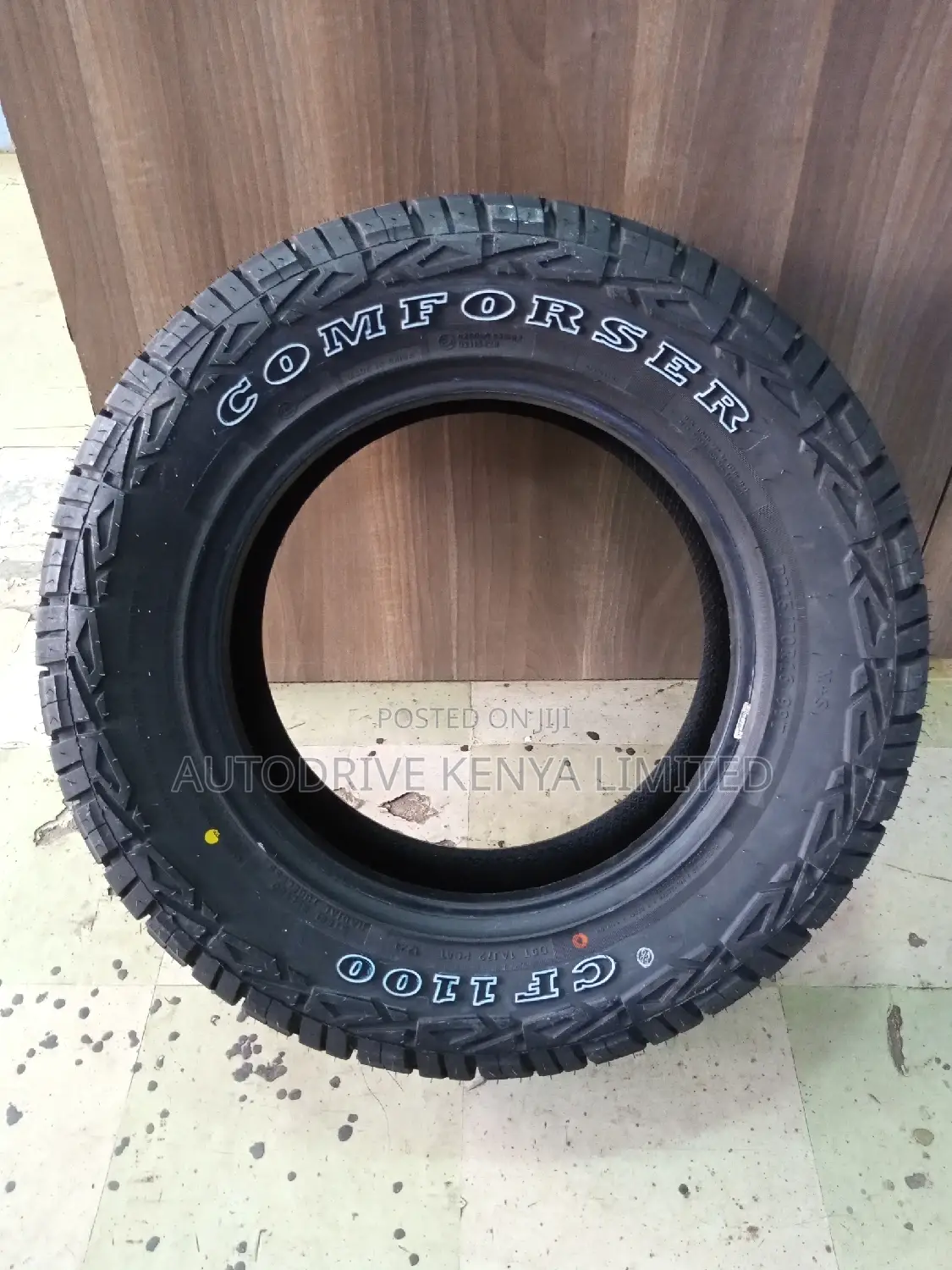 215/70r16 Comforser Cf1100
