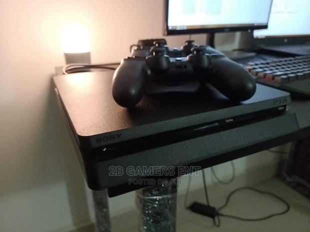 Ps4 Slim 2 Pads, Imported and Clean - main view