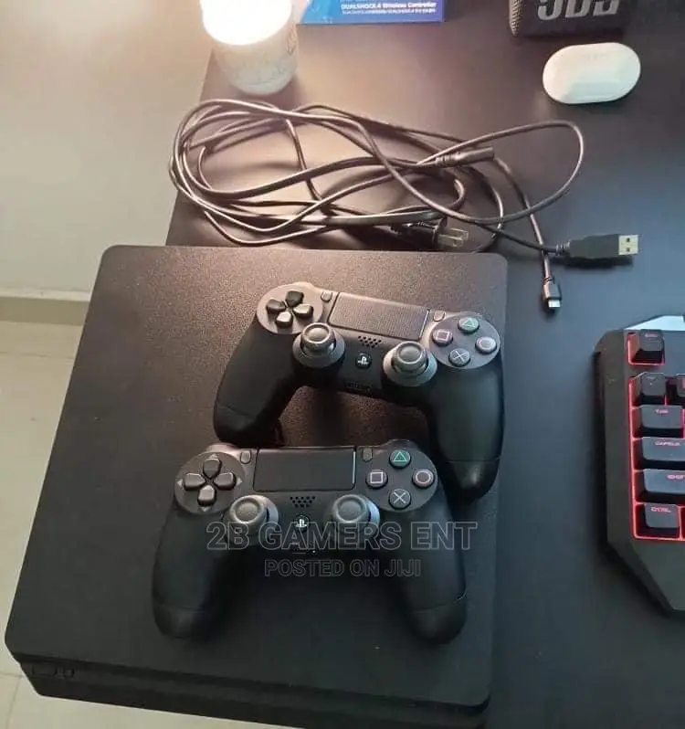 Ps4 Slim 2 Pads, Imported and Clean