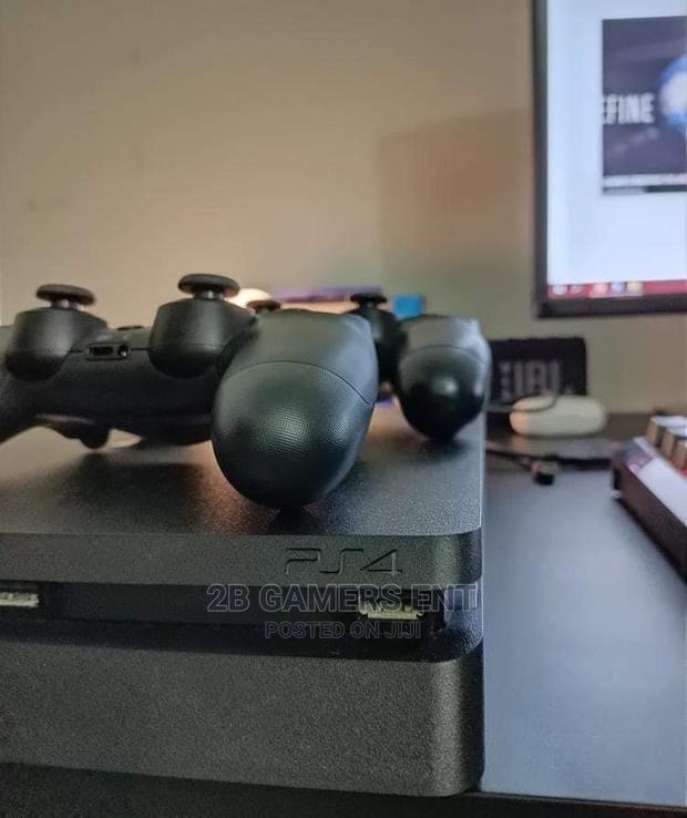 Ps4 Slim 2 Pads, Imported and Clean - thumbnail 4