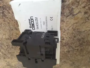Uk-Crabtree Ceicon Contactors Switch