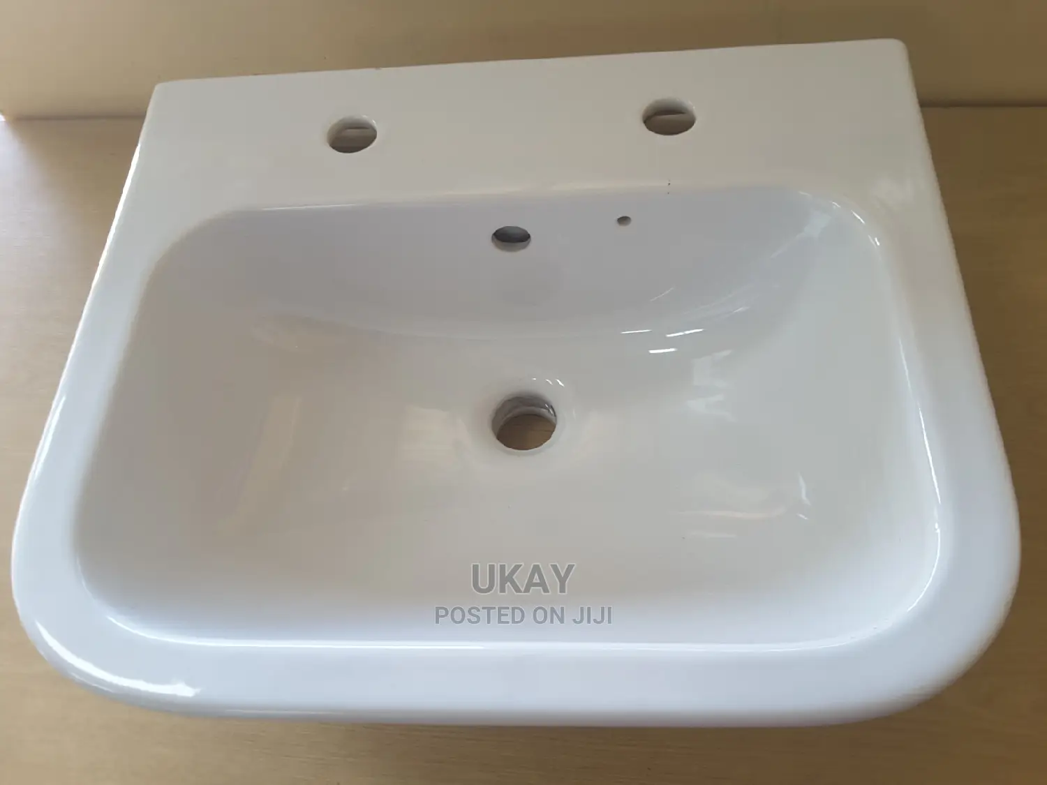 Uk-Ceramic Basin Sink.