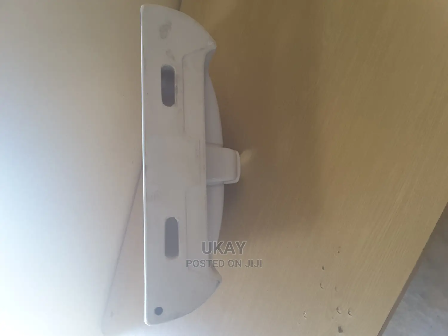 Uk-Ceramic Basin Sink.