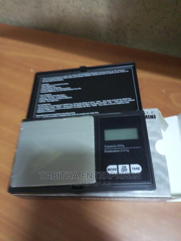 200gms Gold Scale - main view