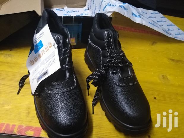Vaultex Safety Boots - main view