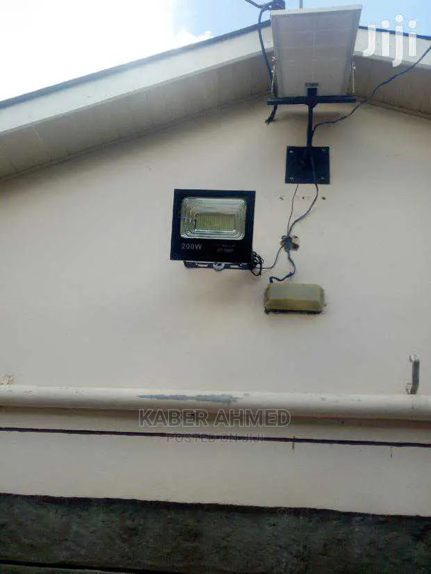 200W Solar Security Flood Lights in Nairobi Central Solar Energy