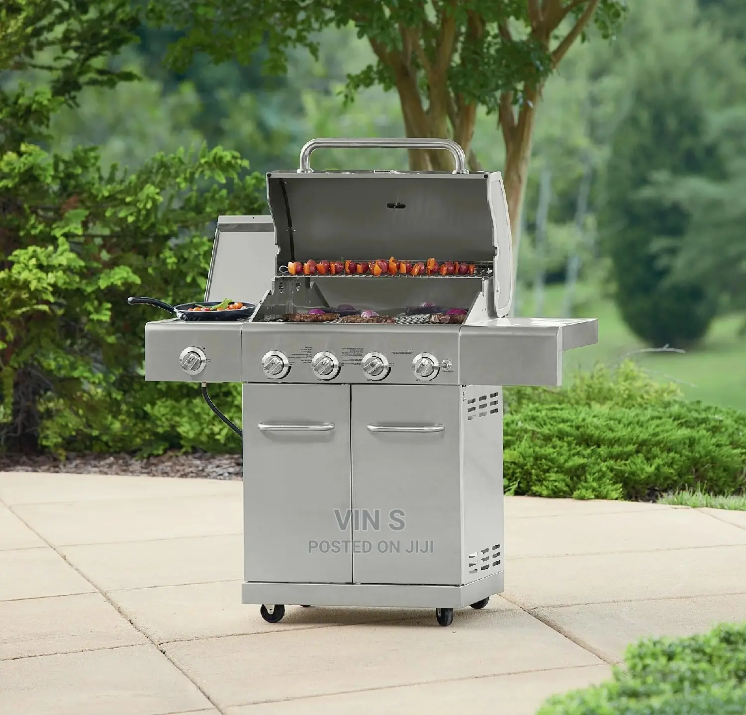 Barbeque Grill^ Barbeque Grill< Barbeque Grill<