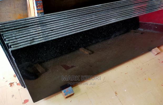 High Quality Granite Tops - thumbnail 2
