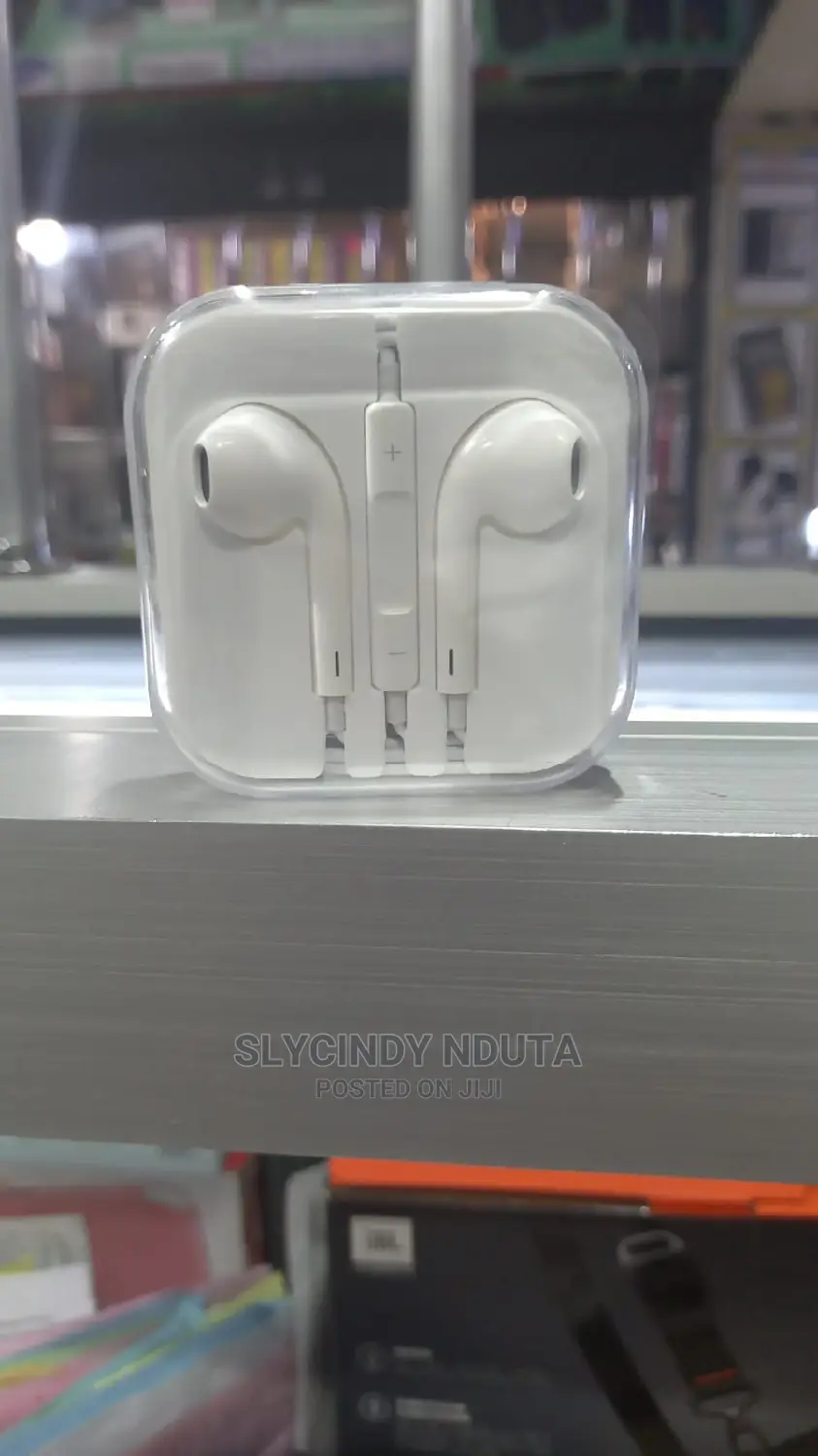 Wired Earphones